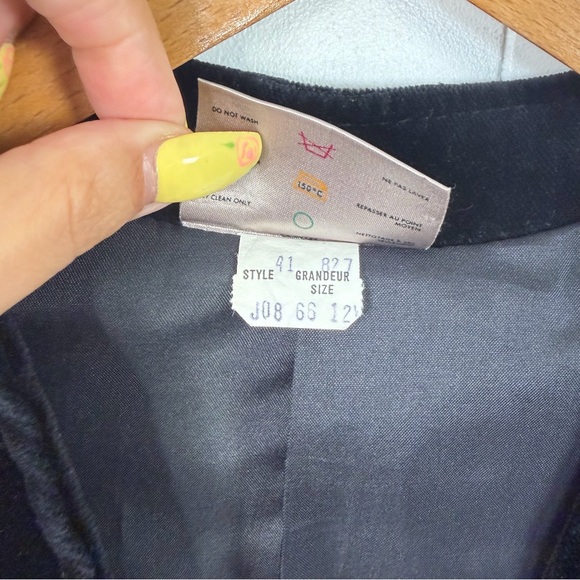 Vintage 1980s 1990s Black Velvet Blazer Size Medium Whimsigoth Fairy Goblincore - Picture 8 of 10